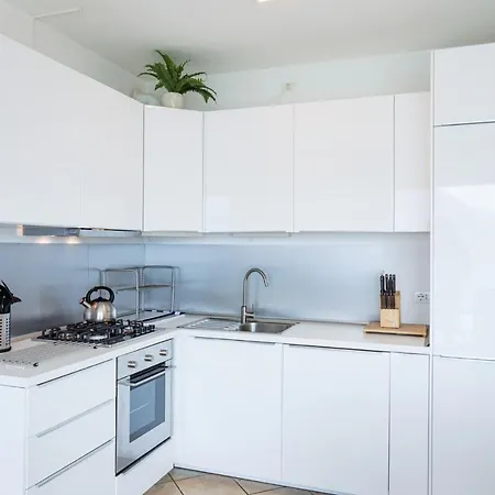 Apartment Il Patio Varenna Pool Sleeps 6 Perledo