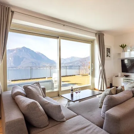 Il Patio Varenna Pool Sleeps 6 * Perledo