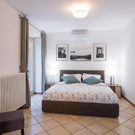 Il Patio Varenna Pool Sleeps 6 Apartamento Perledo