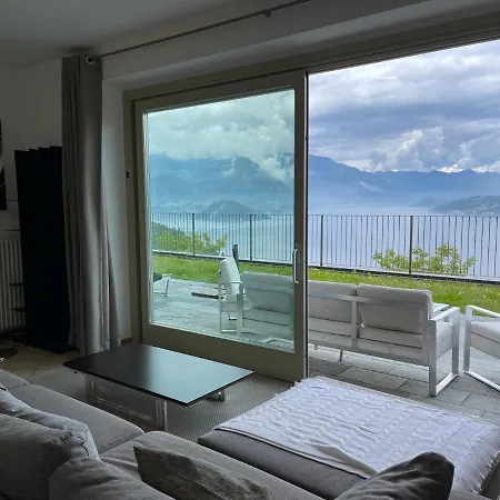 Il Patio Varenna Pool Sleeps 6 Daire