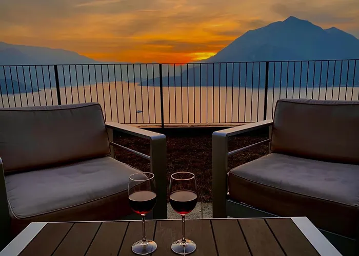 Il Patio Varenna Pool Sleeps 6 Appartamento Perledo