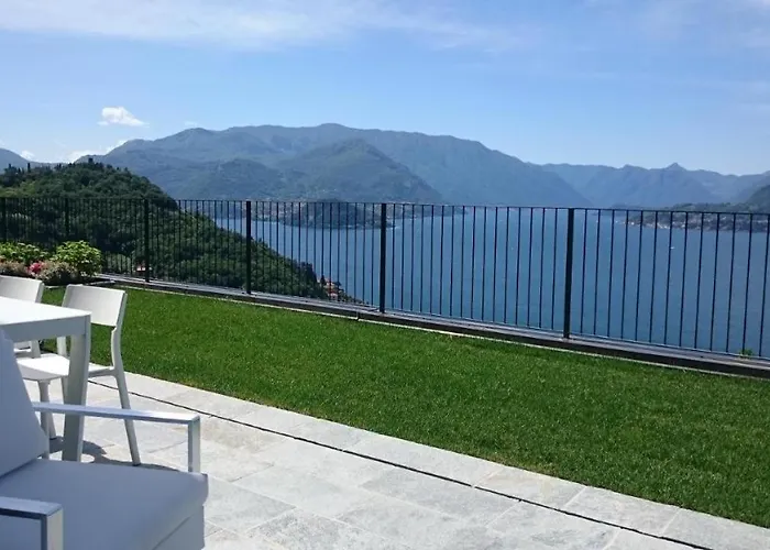 Il Patio Varenna Pool Sleeps 6 * Perledo