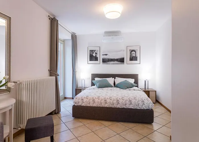 Il Patio Varenna Pool Sleeps 6 Appartamento Perledo