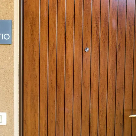 Il Patio Varenna Pool Sleeps 6 *