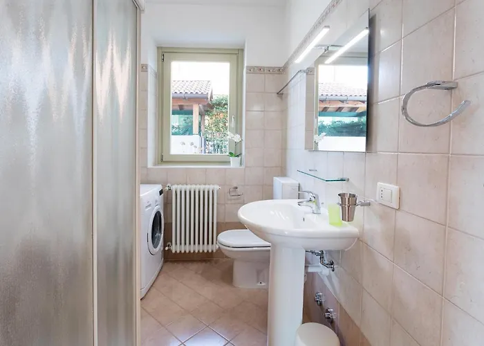 דירה Il Patio Varenna Pool Sleeps 6 Perledo