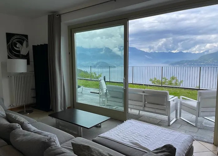 Il Patio Varenna Pool Sleeps 6 דירה